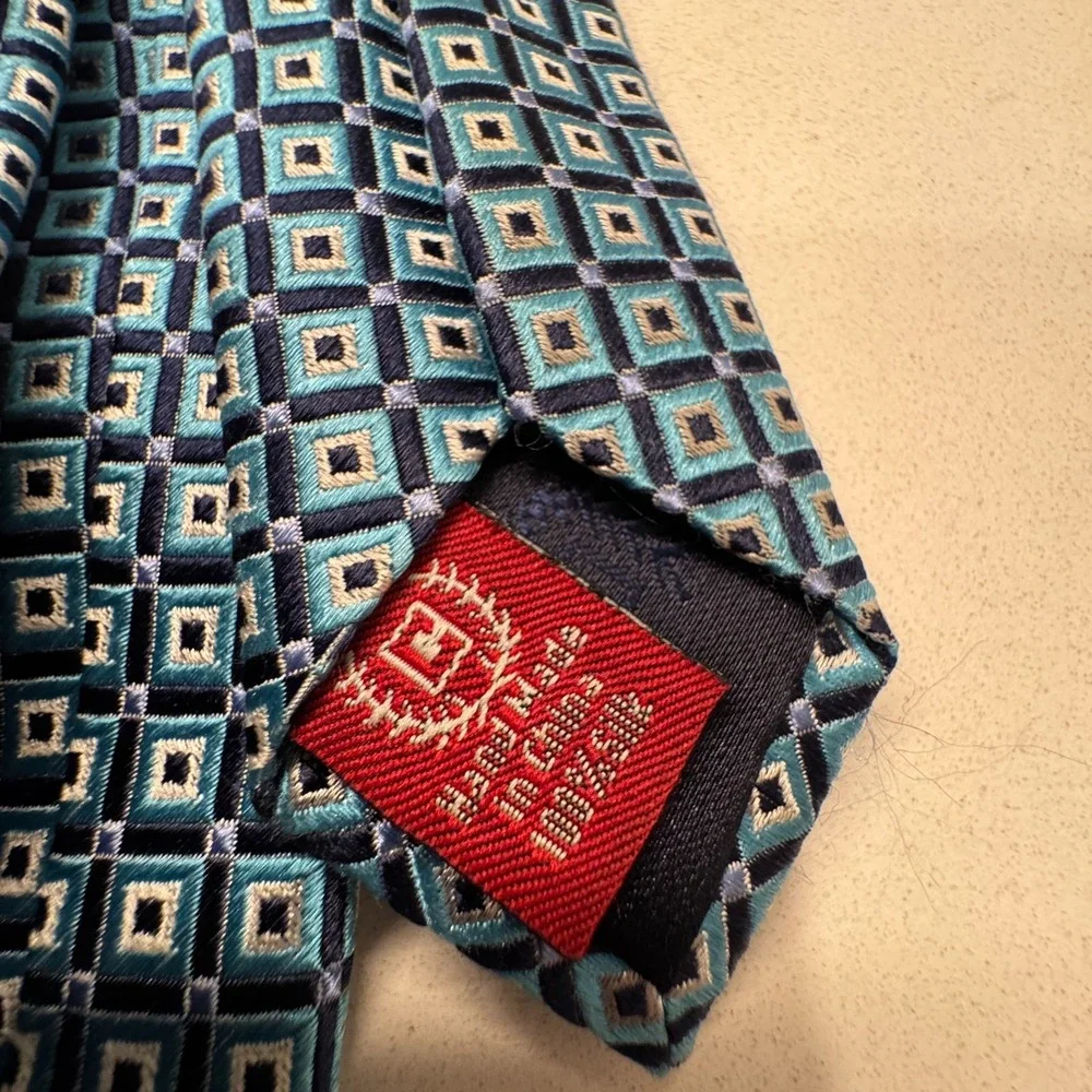 Chaps Tie Blue Geometric Square Hand Made‎ 100% Silk Old Money Preppy Casual